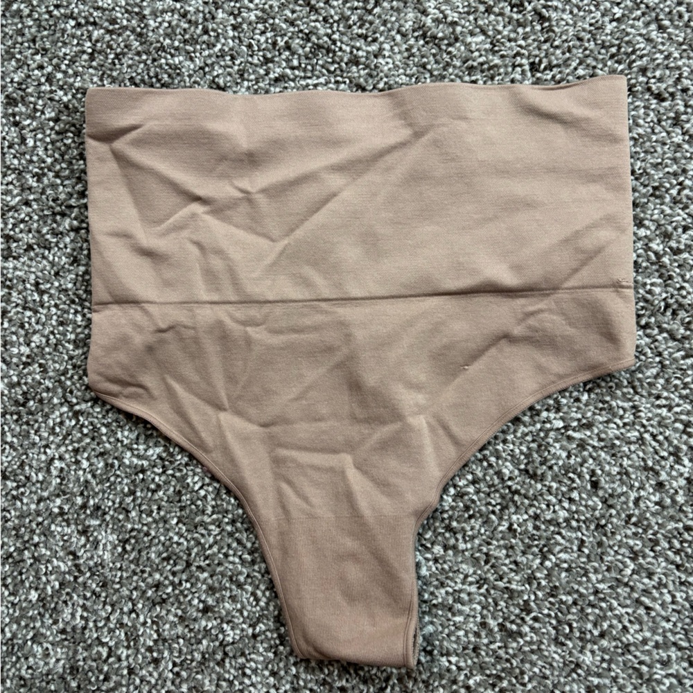 YITTY Women's Tan Shapewear